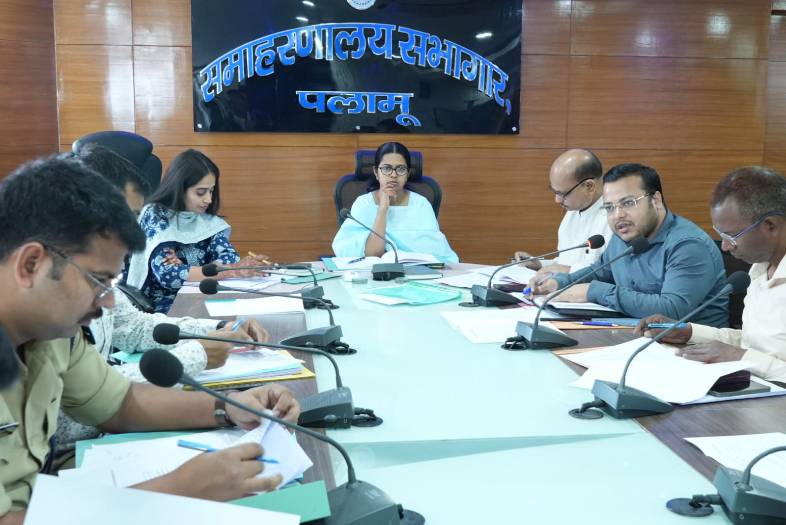 JPSC PT परीक्षा 19 को, पलामू डीसी ने की बैठक, अधिकारियों को दिए  कई निर्देश