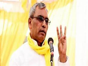महाराष्ट्र के बाद अब यूपी, मंत्री राजभर के दावे से सपा में टूट की अटकलें तेज