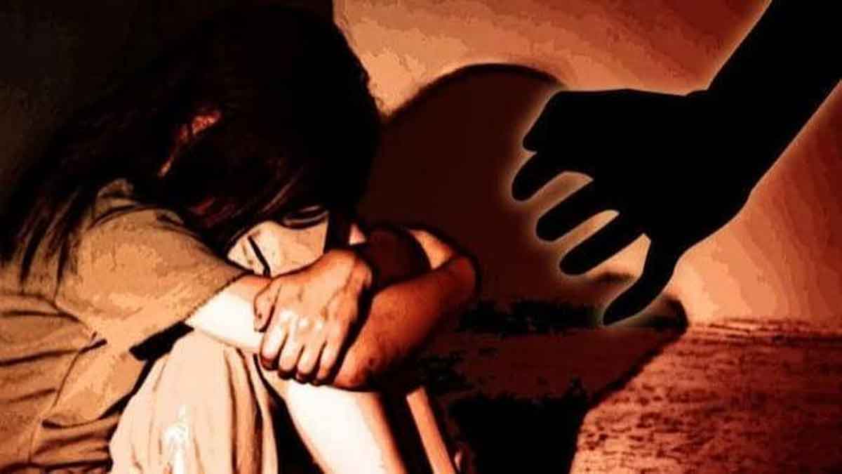 Lohardaga News : जंगल से लौट रही नाबालिग के साथ दुष्कर्म, FIR, आरोपी दो युवक फरार