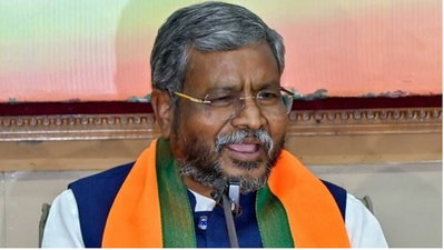 JSSC-CGL मुद्दे पर बाबूलाल ने पूछे सवाल, कहा-अफसरों पर FIR में कैसी मजबूरी