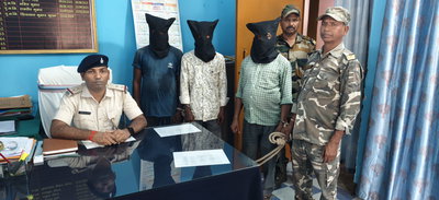 Ramgarh News :  पुलिस का विशेष अभियान, 13 अपराधी गिरफ्तार