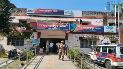 Ranchi :  सेक्टर 2 से चोरी के आरोप में दो महिलाओं को पुलिस ने पकड़ा