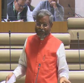 बाबूलाल ने DGP का मामला उठाया, CM बोले-मामला SC में है, यहां चर्चा नहीं कर सकते