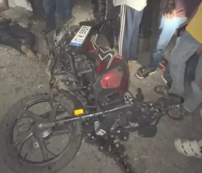 Jamsedpur News : तेज रफ्तार वाहन ने बाइक सवार को मारी टक्कर, हालत गंभीर