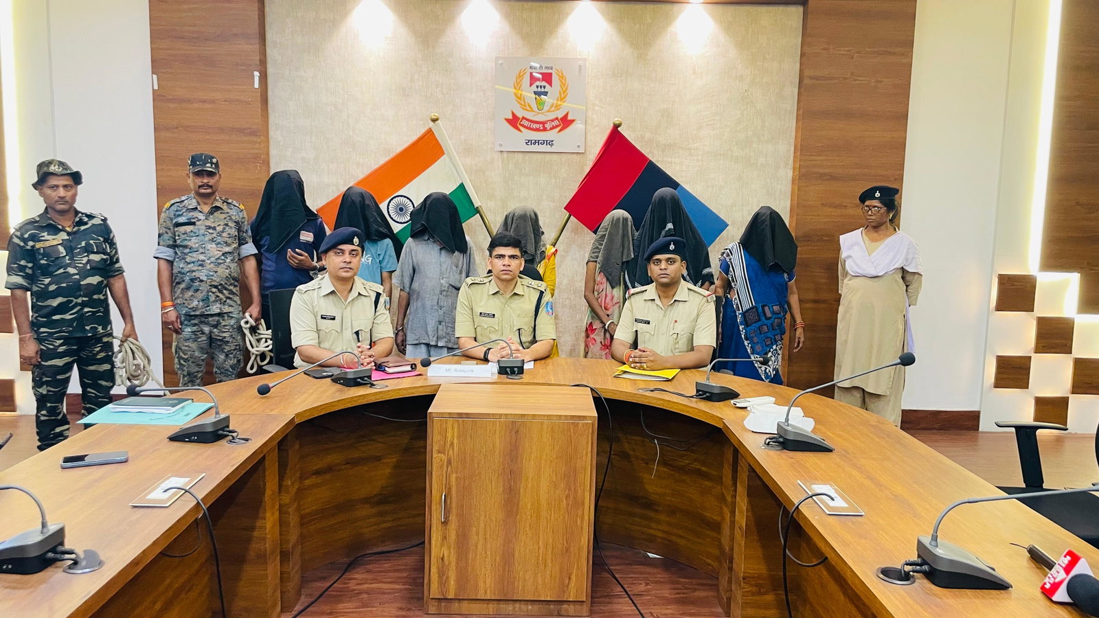 गिरिडीह पूर्व सब रजिस्ट्रार हत्याकांड :  रामगढ़ पुलिस ने 7 आरोपियों को गिरफ्तार कर भेजा जेल
