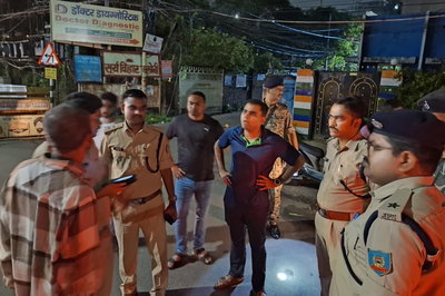Dhanbad : देर रात तक चला एंटी क्राइम चेकिंग अभियान, अपराधियों की तलाश में रेड, ड्रंक एंड ड्राइव पर भी कार्रवाई