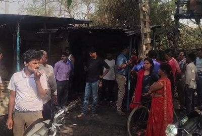 धनबाद :  दो दुकानों में लगी भीषण आग, लाखों की संपत्ति जलकर राख