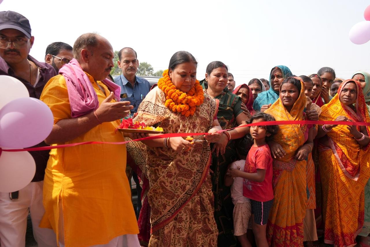 महागामा में विकास कार्यों को मिली रफ्तार, मंत्री दीपिका ने जल संरक्षण व सिंचाई योजनाओं का किया शिलान्यास