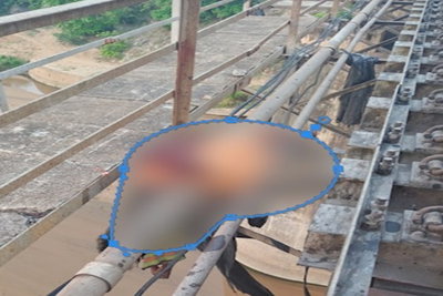 Latehar News :  पलामू एक्सप्रेस की चपेट में आकर एक महिला की मौत, दूसरी के दोनों पैर कटे
