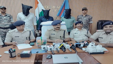Deoghar :   रंगदारी मांगने और हथियार के बल पर धमकी देने वाले गिरोह के 3 सदस्य गिरफ्तार