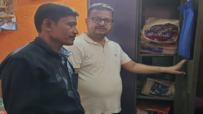 Jamshedpur :  मानगो में बंद घर में चोरी, 12 लाख के गहने और डेढ़ लाख नकद ले उड़े चोर