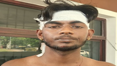 Jamshedpur : बर्मामाइंस में घर में घुसकर ऑटो चालक पर चापड़ से हमला