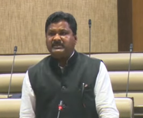 झा. विस बजट सत्र :  राजेश कच्छप ने बैकलॉग नियुक्ति का मुद्दा उठाया, मंत्री ने रिक्त पदों को भरने का भरोसा दिया