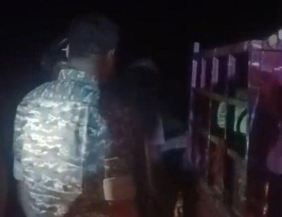 Giridih News :  रात के अंधेरे में कालाबाजारी का खेल! बिना दस्तावेज सरकारी अनाज ले जा रहे ऑटो को ग्रामीणों ने पकड़ा