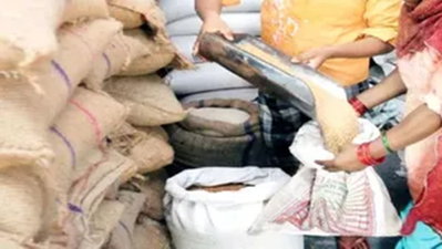 3-4 माह से मजदूरी भुगतान नहीं, 1 सितंबर से झारखंड के खाद्यान्न गोदामों में काम बंद करने की चेतावनी