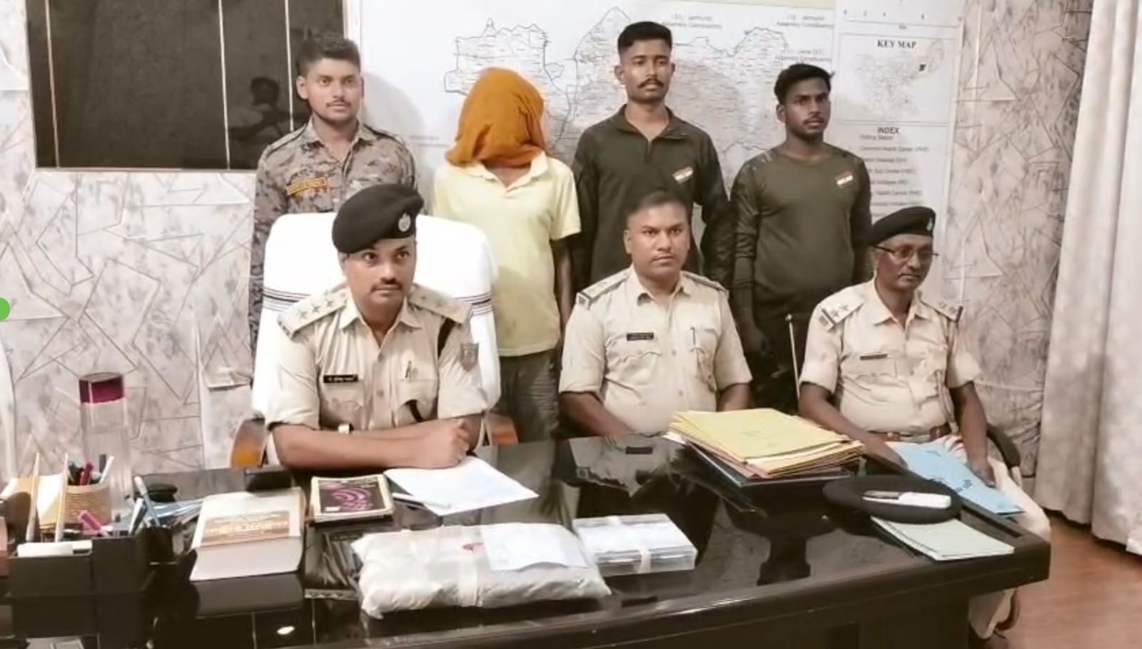 Deoghar News :   अंतर्राज्यीय गांजा तस्कर को पुलिस ने किया गिरफ्तार