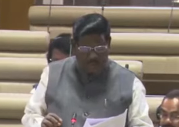 झारखंड विस बजट सत्र : मंत्री सुदिव्य ने कहा- निजी विद्यालय के छात्रों को किताब, ड्रेस व साइकिल देने पर विचार करेगी सरकार