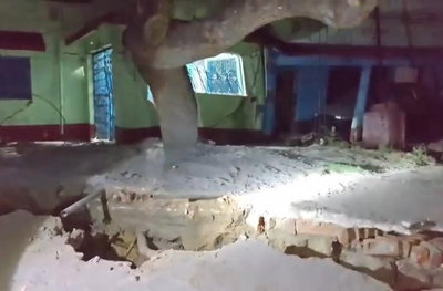 धनबाद में फिर भू-धंसान : टंडाबाड़ी बस्ती के 10 घर जमींदोज, 4 घायल, 1 गंभीर