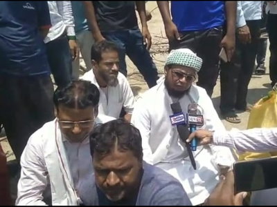 Ranchi News :  इरबा के ग्रामीण मांगों को लेकर सड़क पर उतरे, खिजरी विधायक का पुतला जला विरोध जताया