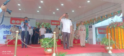 बारिश के बीच जवानों ने किया पासिंग आउट परेड, CM हेमंत ने दी नई जिम्मेदारियों की सीख