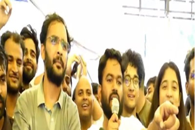 अगर आप डरते नहीं, सरकार के सामने झुकते नहीं, तो किसी से भी इस्तीफा ले सकते  :   अभिजीत दिपके