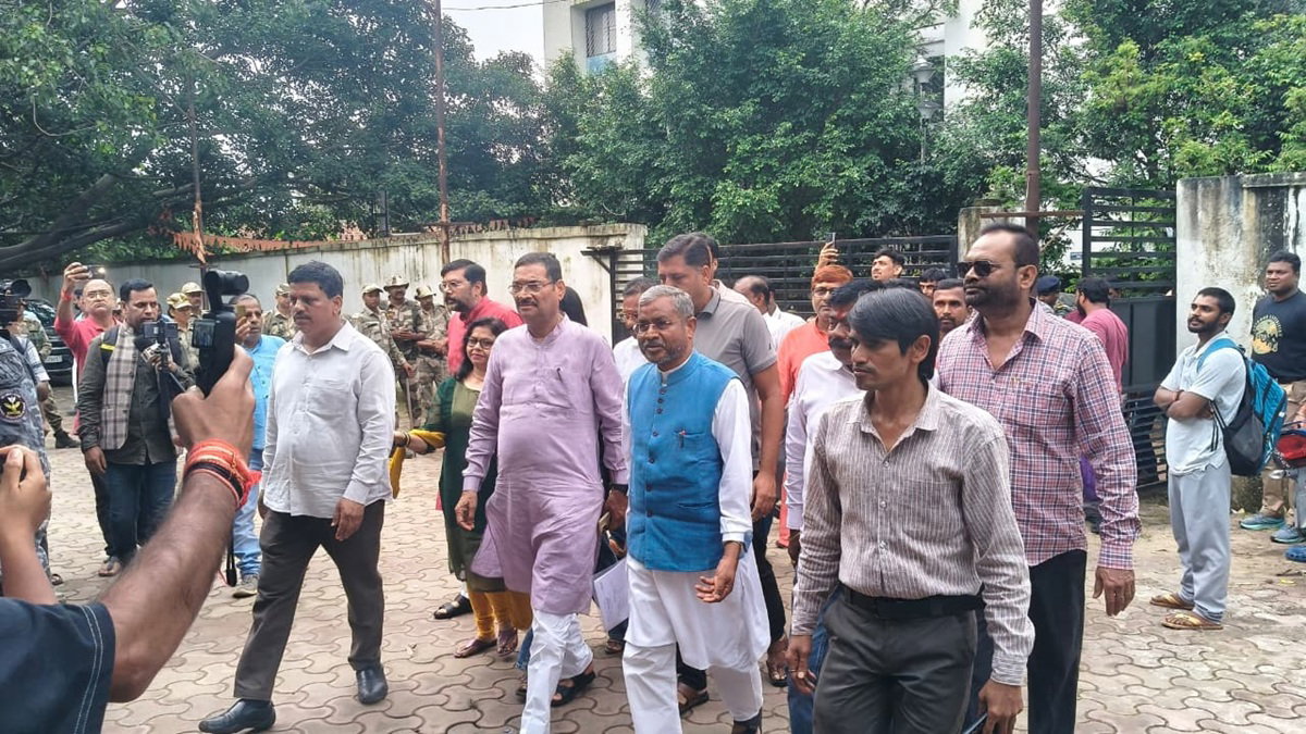 JPSC-JSSC PROTEST :  छात्रों पर मुकदमे के विरोध में भाजपा ने खोला मोर्चा, मजिस्ट्रेट से करेगी वार्ता