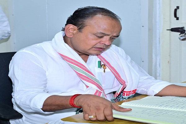 Jharkhand News :  मंत्री इरफान का ऐलान,  सभी जिलों में खुलेंगे मेडिकल कॉलेज