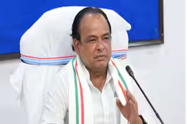 मंत्री इरफान का ऐलान, गिरिडीह में जल्द खुलेगा नया अस्पताल, स्वास्थ्य सुविधाएं होंगी बेहतर