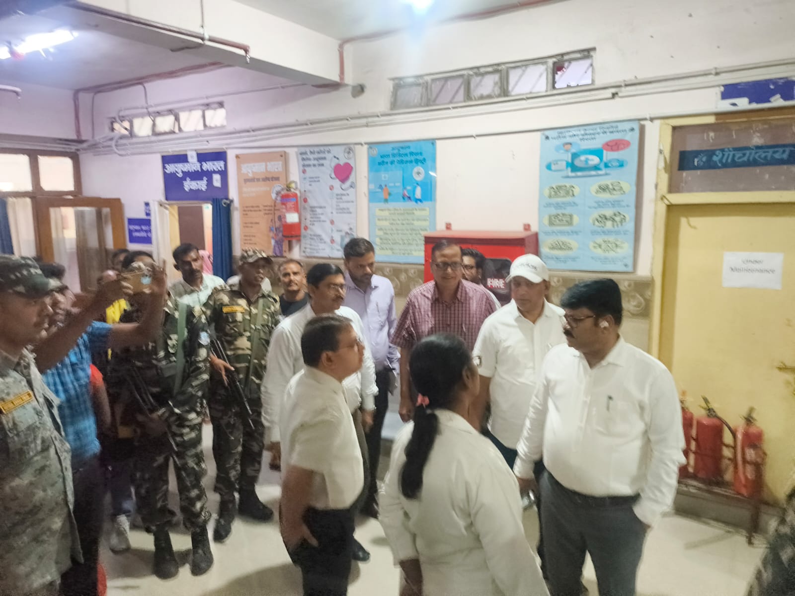 लातेहार डीसी ने सदर अस्‍पताल का किया औचक निरीक्षण, दिए कई निर्देश
