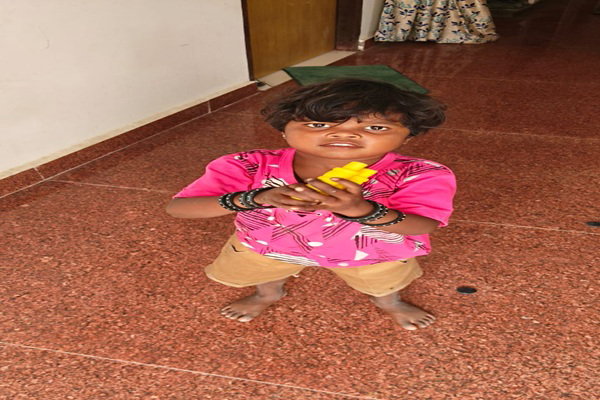 Ranchi News : नामकुम के खरसिदाग ओपी से नाबालिग बच्ची बरामद, परिजनों की तलाश में पुलिस