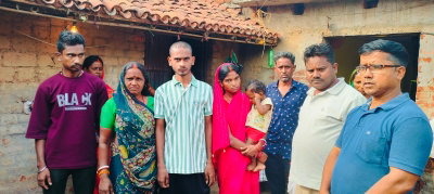 Giridih News :   दुबई में घायल राकेश महतो की घर वापसी, परिवार में खुशी का माहौल