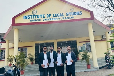 रांची यूनिवर्सिटी: इंस्टीट्यूट ऑफ लीगल स्टडीज के छात्रों ने खटखटाया हाईकोर्ट का दरवाजा