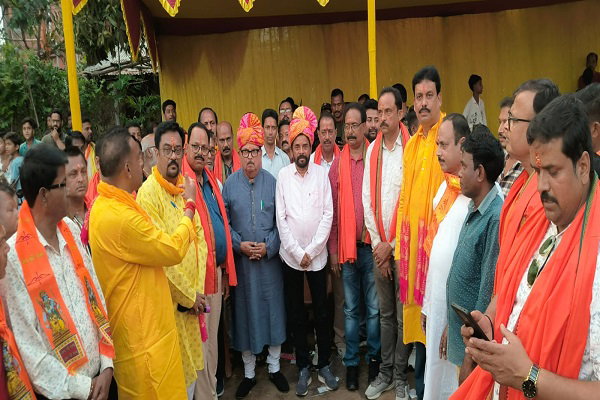 बहरागोड़ा: ‘जय श्रीराम’ से गूंजा इलाका, शोभायात्रा में उमड़ा जनसैलाब