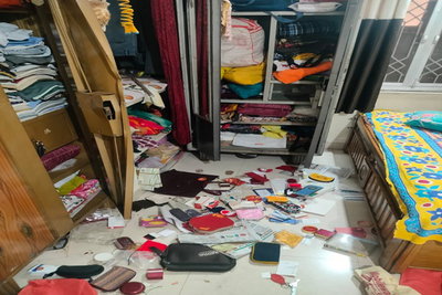 रांची :  पंडरा में बंद घर को चोरों ने बनाया निशाना,लाखों के जेवरात व नगदी लेकर फरार