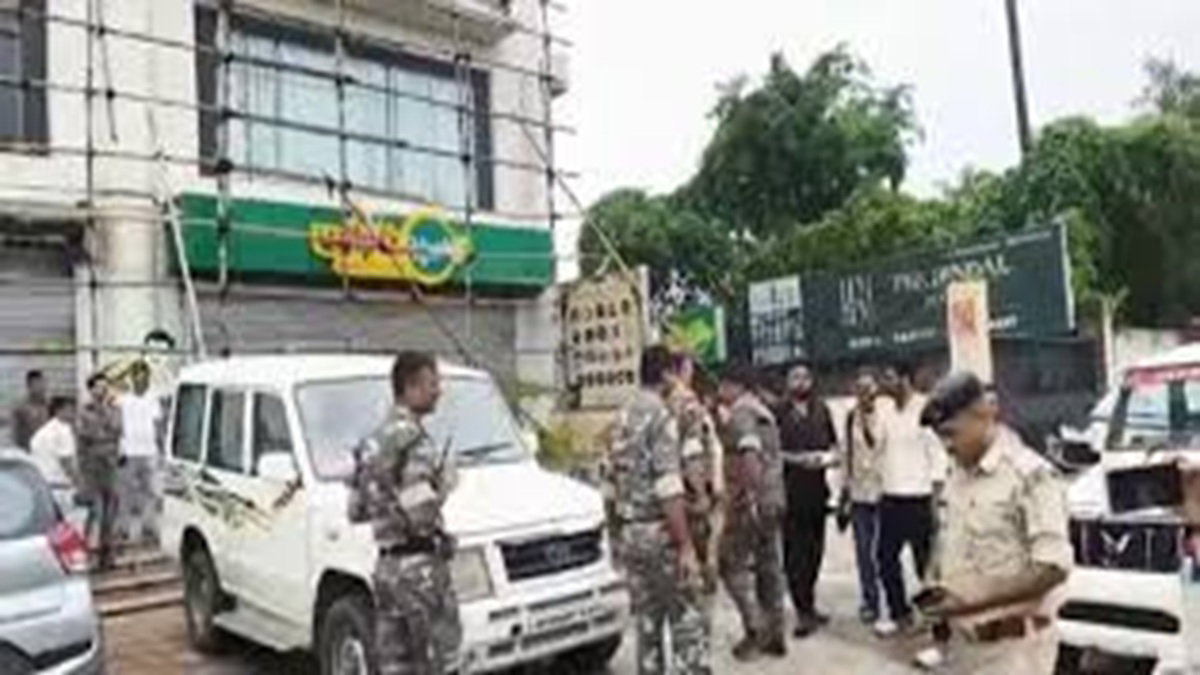 Jamshedpur News : बिंदल मॉल फायरिंग कांड के चार साजिशकर्ता रायपुर से गिरफ्तार