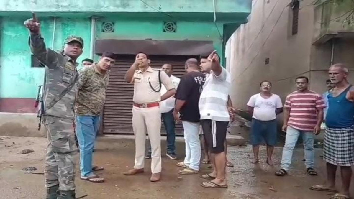 Police inspecting
