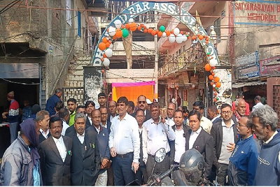 रास्ता बंद करने के विरोध में धनबाद बार एसोसिएशन का अनिश्चितकालीन हड़ताल,  न्यायिक कार्य ठप