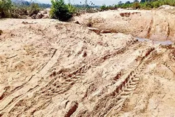 Jharkhand News :  6 घाटों में शनिवार से शुरू हो सकता है बालू उठाव, 6 नए घाटों को मिली EC