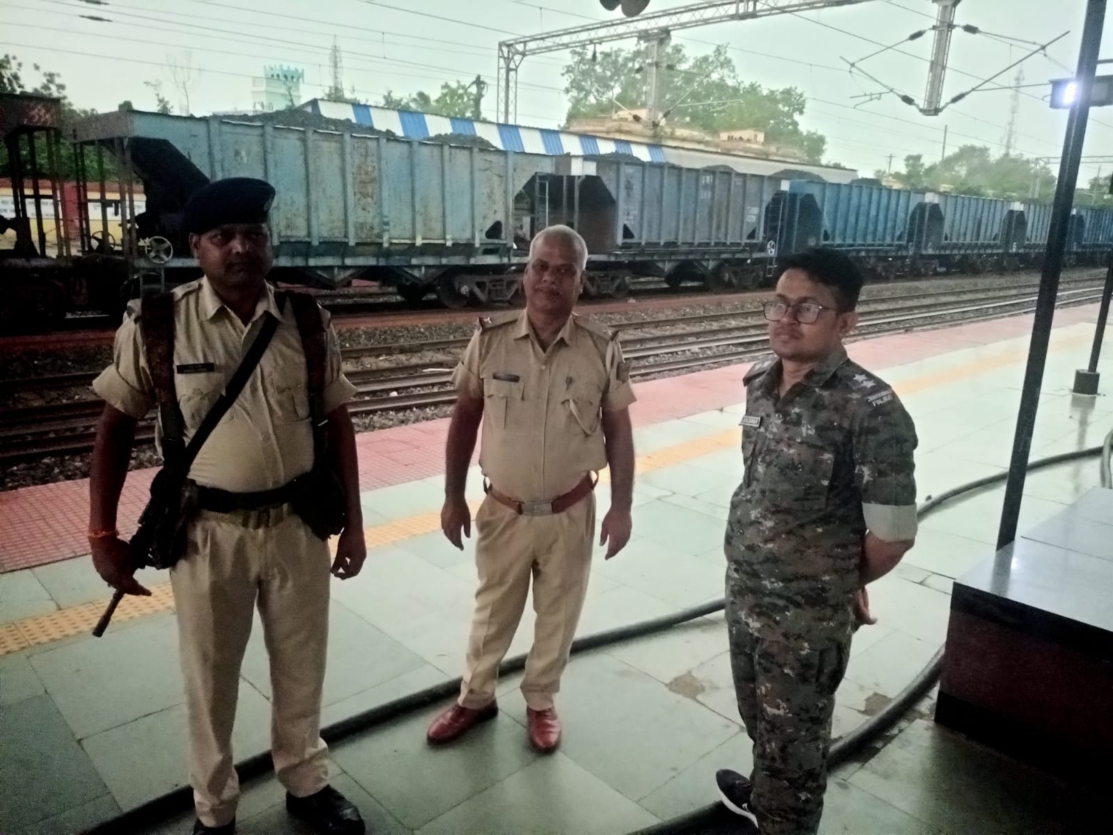 Jamtara News :  थाने से रहस्यमय ढंग से महिला लापता, तलाश में जुटी पुलिस