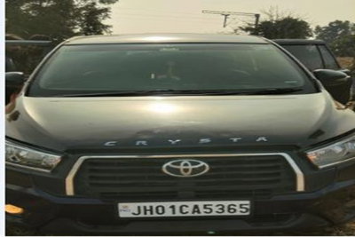 लातेहार :  कार से 30 पेटी विदेशी शराब बरामद