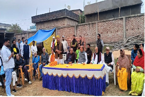 पलामू :  रेड़मा में अहम बैठक, नम्रता त्रिपाठी को पूर्व मेयर प्रत्याशी का समर्थन