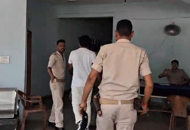 Dhanbad News :  प्रिंस खान का करीबी मेजर फिर 3 दिन की पुलिस रिमांड पर, खुलेंगे कई राज!