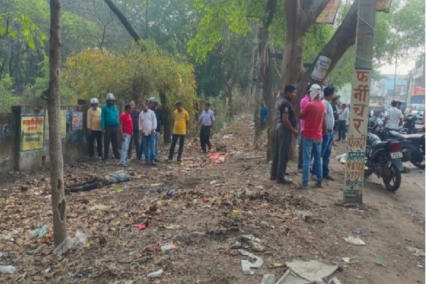 रामगढ़ :  रामप्रसाद चंद्रभान सरस्वती विद्यालय के पास संदिग्ध हालत में मिला शव, हत्या की आशंका