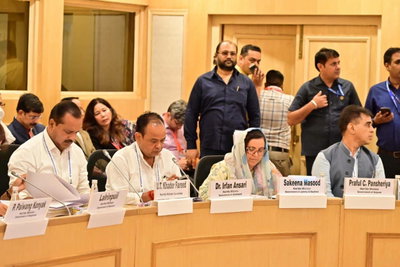रांची में AIMS व RIMS-2 के लिए केंद्र से मदद की मांग, स्वास्थ्य मंत्री ने बैठक में रखा पक्ष