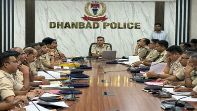 दुर्गा पूजा को लेकर धनबाद पुलिस अलर्ट, हर पंडाल की होगी निगरानी, डीजे बजा तो लाइसेंस रद्द