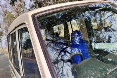 लोहरदगा :  बालू माफियाओं का दुस्साहस, छापेमारी करने गए CO पर जानलेवा हमला