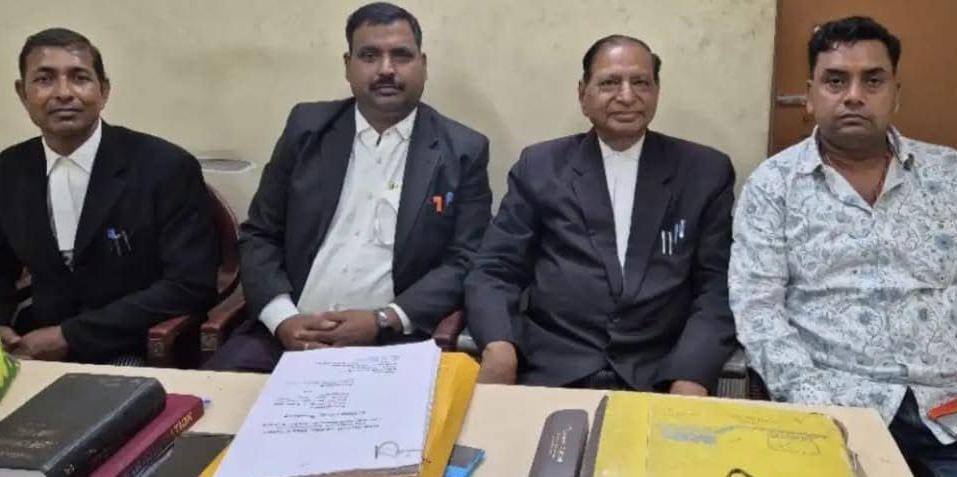 धनबाद :  वार्ड 11 के पार्षद पर बच्चे की जानकारी छिपाने का आरोप, कोर्ट ने भेजा नोटिस