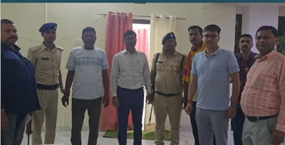 बेगूसराय में विजिलेंस की बड़ी कार्रवाई,  BSO व PDS डीलर 12 हजार घूस लेते गिरफ्तार