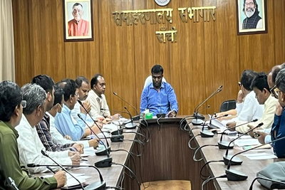 अबुआ साथी पोर्टल पर मिलने वाली शिकायतों का जल्द करें निपटारा - डीसी