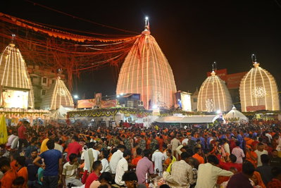 Deoghar :  श्रावण की पहली सोमवारी पर बाबा मंदिर में उमड़ा आस्था का सैलाब, नंदन पहाड़ तक पहुंची श्रद्धालुओं की कतार